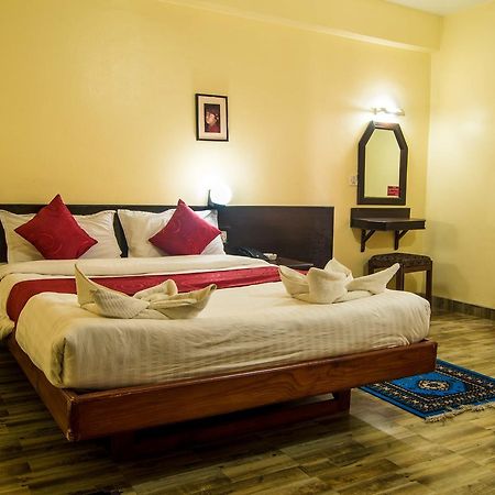 Hotel Meera ポカラ エクステリア 写真